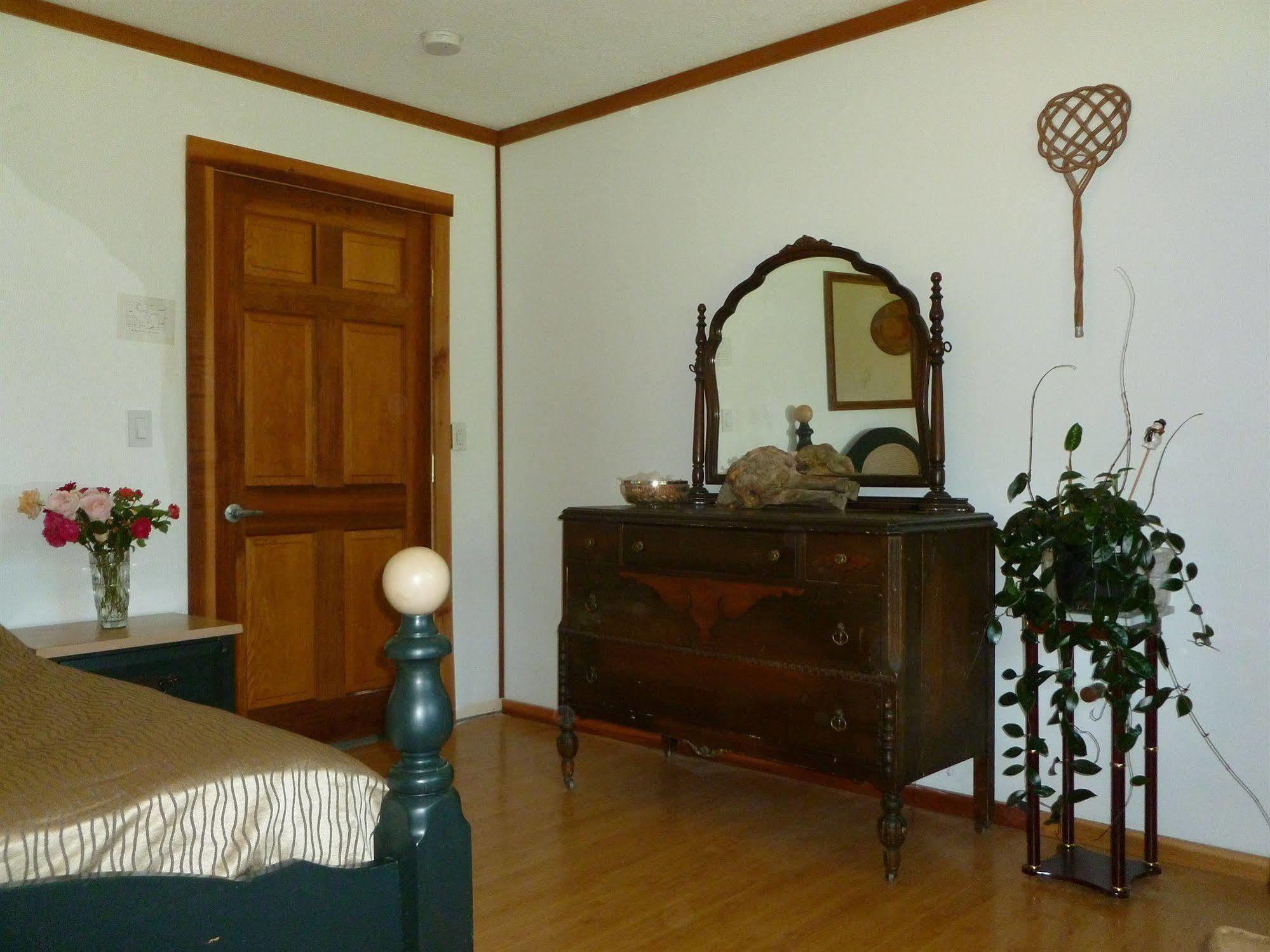 Harrison Hammond House Farmstay Harrison Mills Buitenkant foto