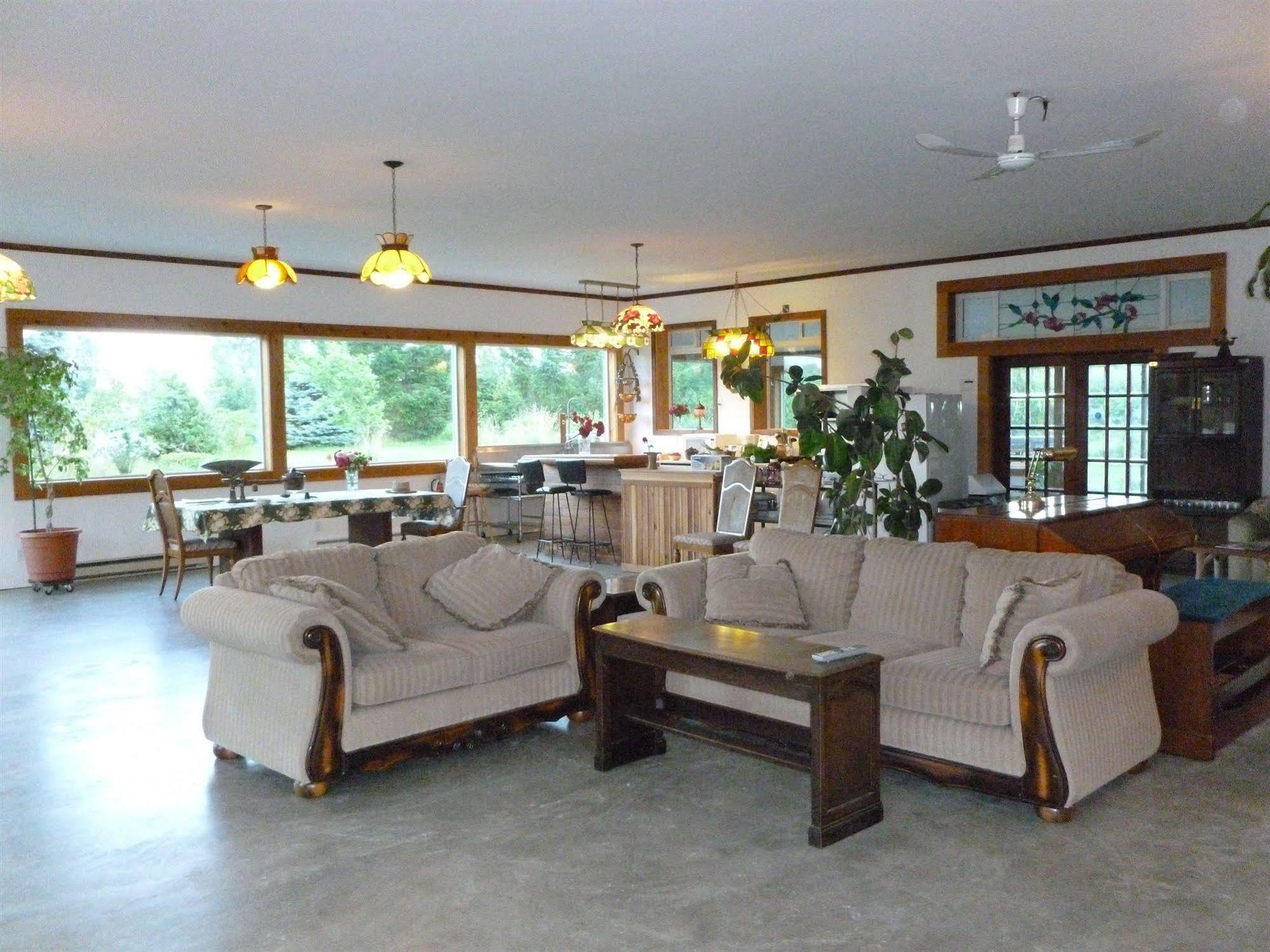 Harrison Hammond House Farmstay Harrison Mills Buitenkant foto